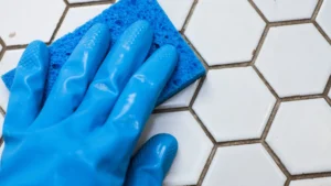 HOW TO CLEAN YOUR TILE GROUT AND MAKE IT LOOK NEW AGAIN