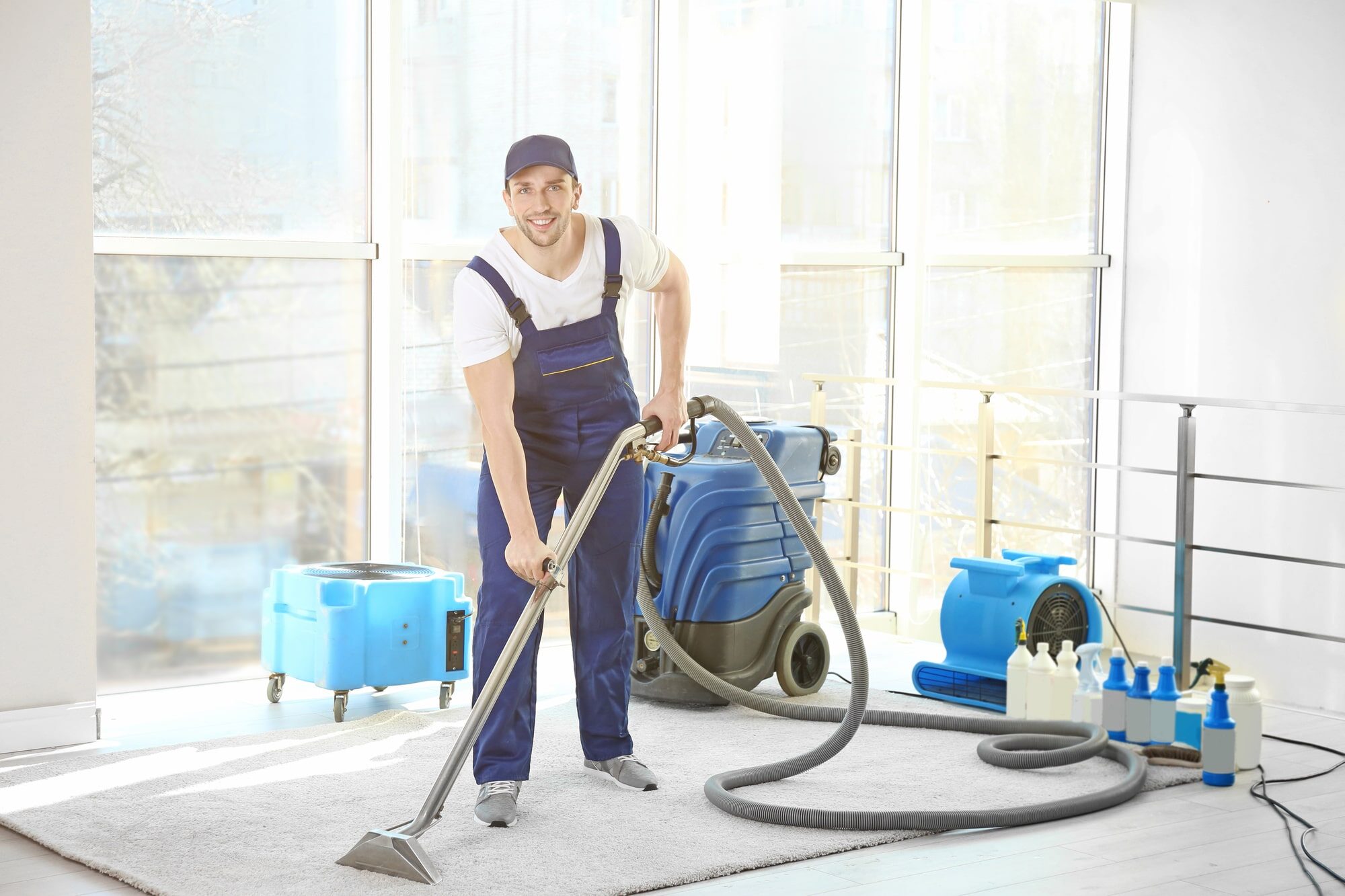 How a Carpet Cleaning Service Can Help You Clean Better?
